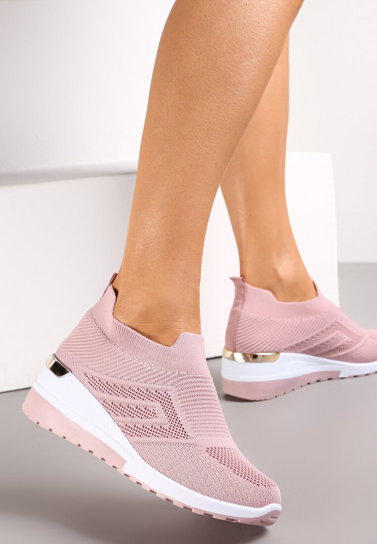 Różowe Wsuwane Sneakersy na Koturnie z Metaliczną Wstawką Krisette