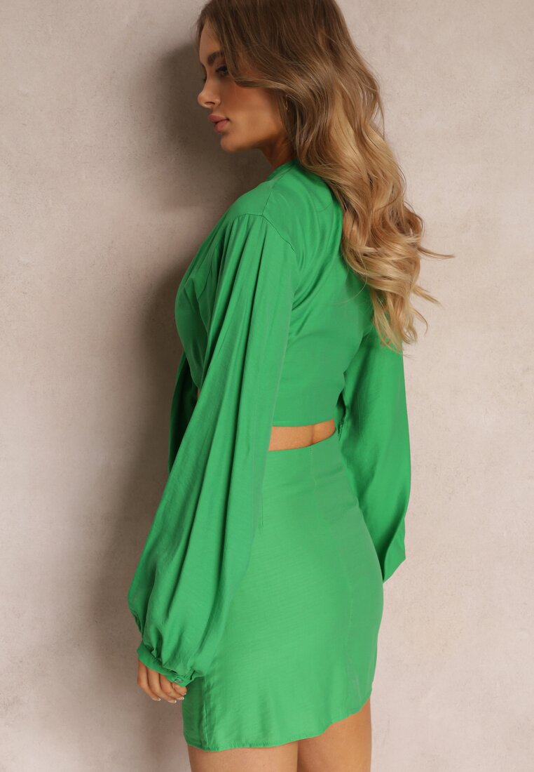 Zielony 2-częściowy Komplet Casual z Bluzką i Spódnicą Mini Udekorowanych Wiązaniem Beasia