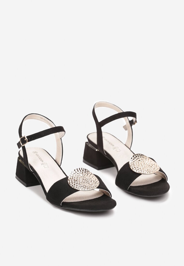 Czarne Sandały na Słupku z Wkładką ze Skóry Naturalnej i Metalicznym Zdobieniem Jazilyn