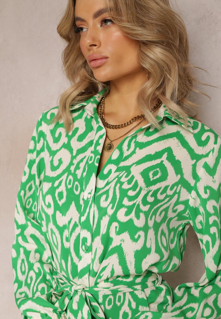 Zielona Koszulowa Sukienka z Falbanką na Dole i Wiązanym Paskiem Ametisa