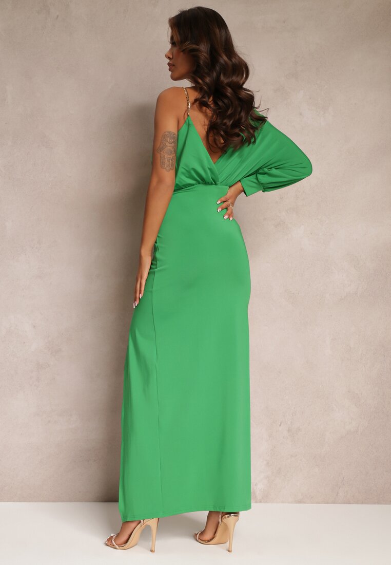 Zielona Asymetryczna Sukienka z Gumką w Pasie i Łańcuszkiem Przy Ramieniu Jisse
