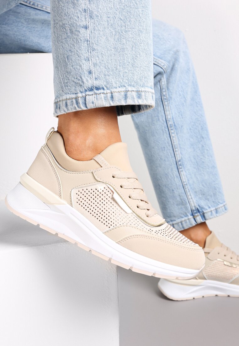 Beżowe Sneakersy z Błyszczącymi Cyrkoniami Aviveria