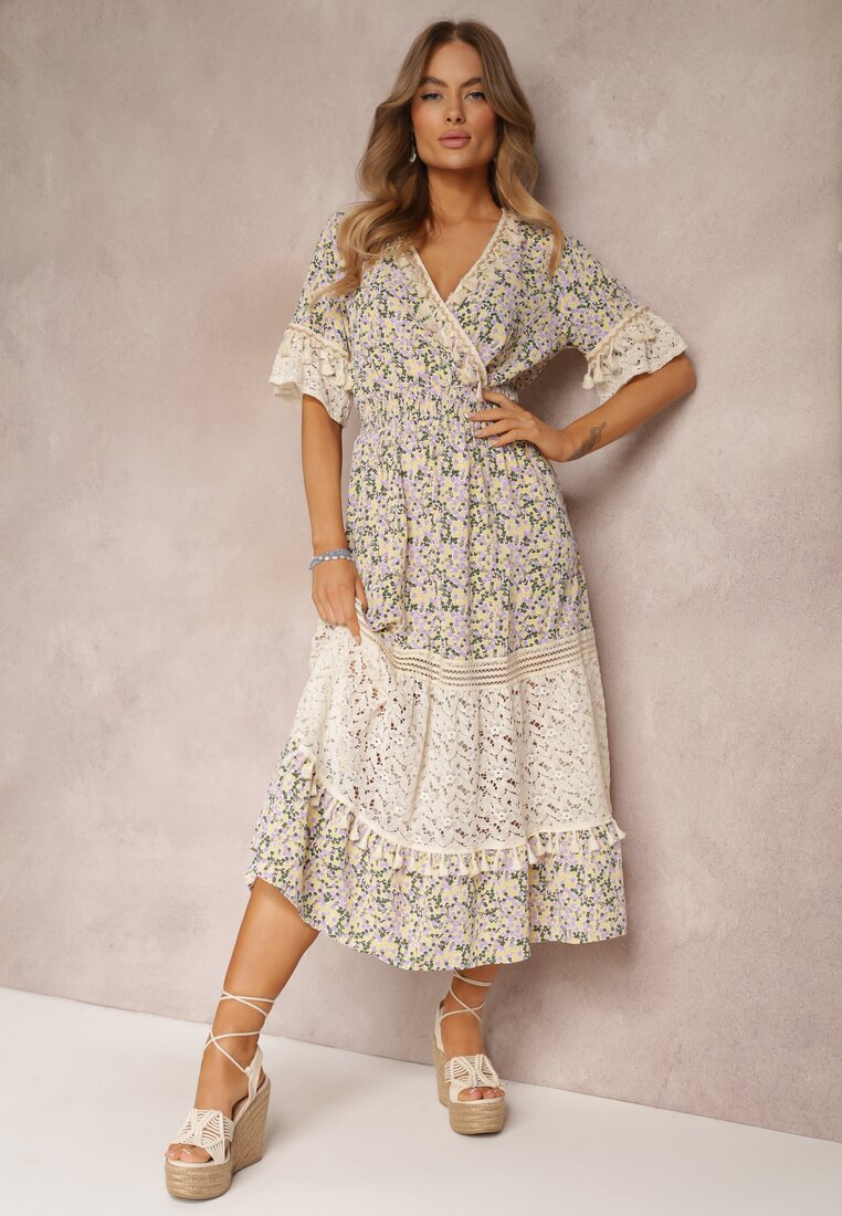 Rochie bej cloș cu dantelă și elastic în talie Ebosine