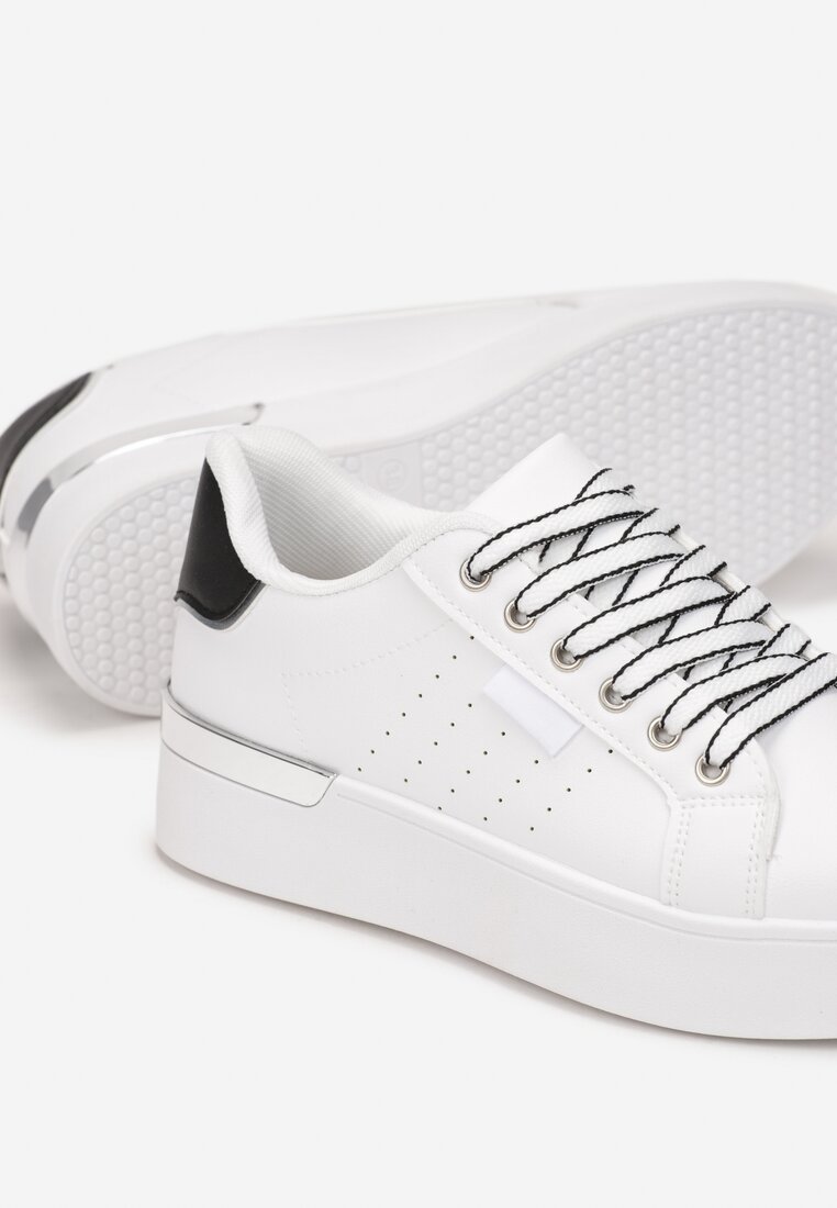 Białe Sneakersy na Ozdobnej Podeszwie z Cholewką przed Kostkę Zanota