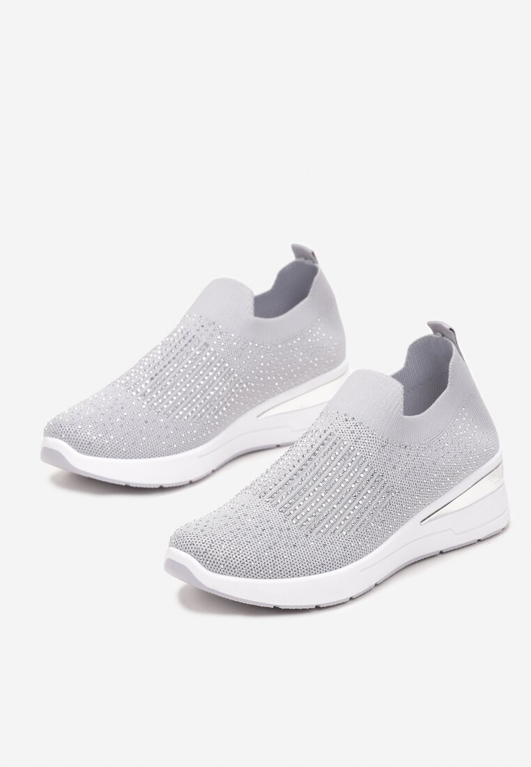 Szare Wsuwane Sneakersy na Niskim Koturnie Zdobione Cyrkoniami Taslah
