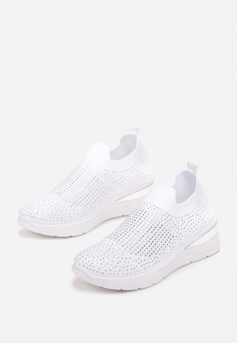Białe Wsuwane Sneakersy na Niskim Koturnie Zdobione Cyrkoniami Taslah