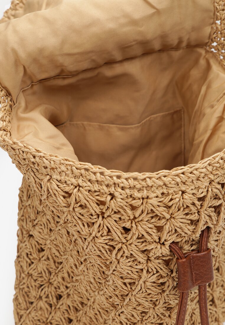 Beżowy Plecak z Plecionki na Regulowanych Ramiączkach z Klapą z Magnetycznym Zapięciem Aldyros