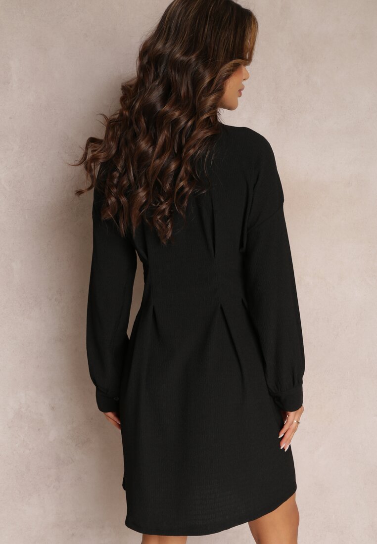 Czarna Koszulowa Sukienka Mini z Taliowanymi Zakładkami Vilette