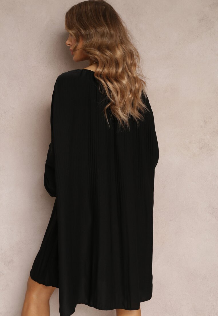 Czarna Plisowana Sukienka Mini z Długimi Rękawami Oversize Ticini