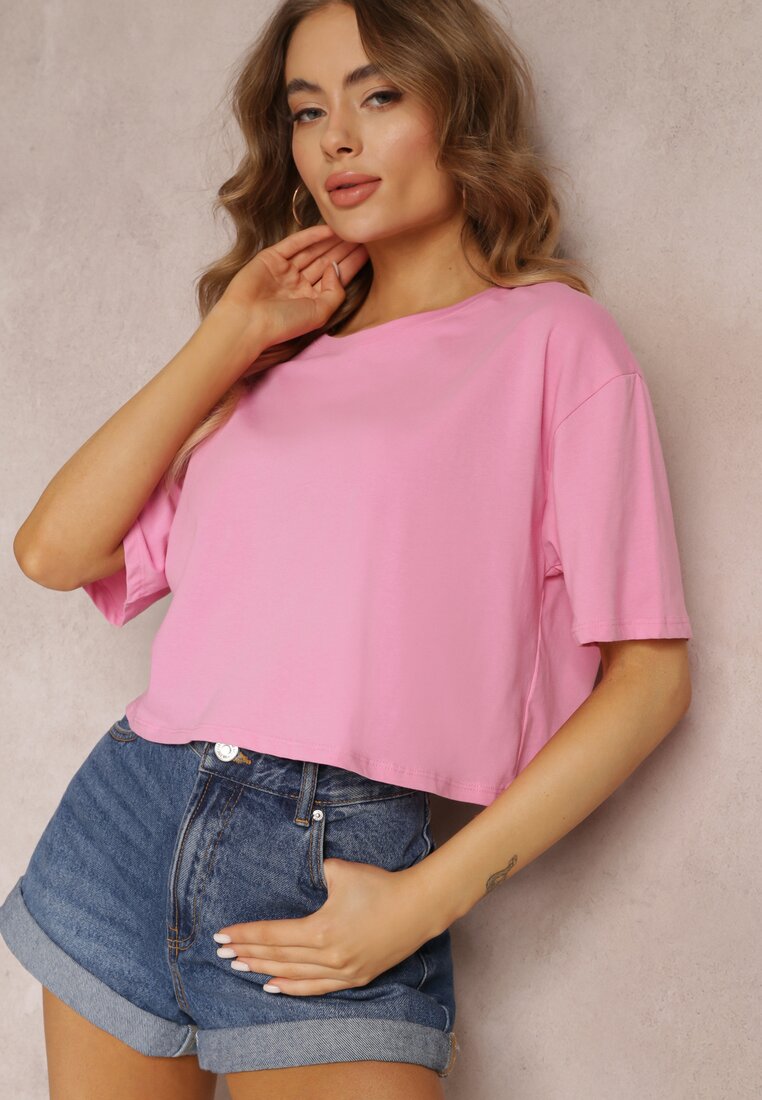 Różowy T-shirt o Fasonie Cropped Oversize Brighta