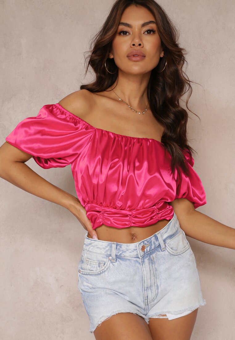 Fuksjowa Bluzka z Hiszpańskim Dekoltem i Gumkami w Pasie z Satynowej Tkaniny Cherissa