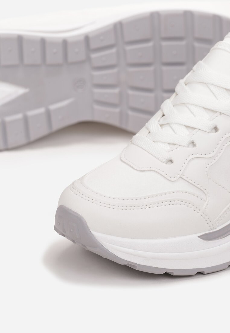 Białe Sneakersy przed Kostkę z Kolorowymi Sznurówkami Hamat