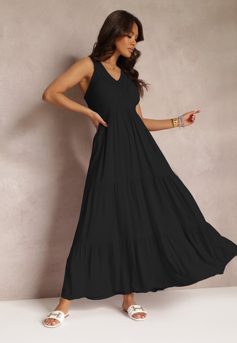 Czarna Rozkloszowana Sukienka Maxi z Szydełkowanymi Wstawkami Ylivea