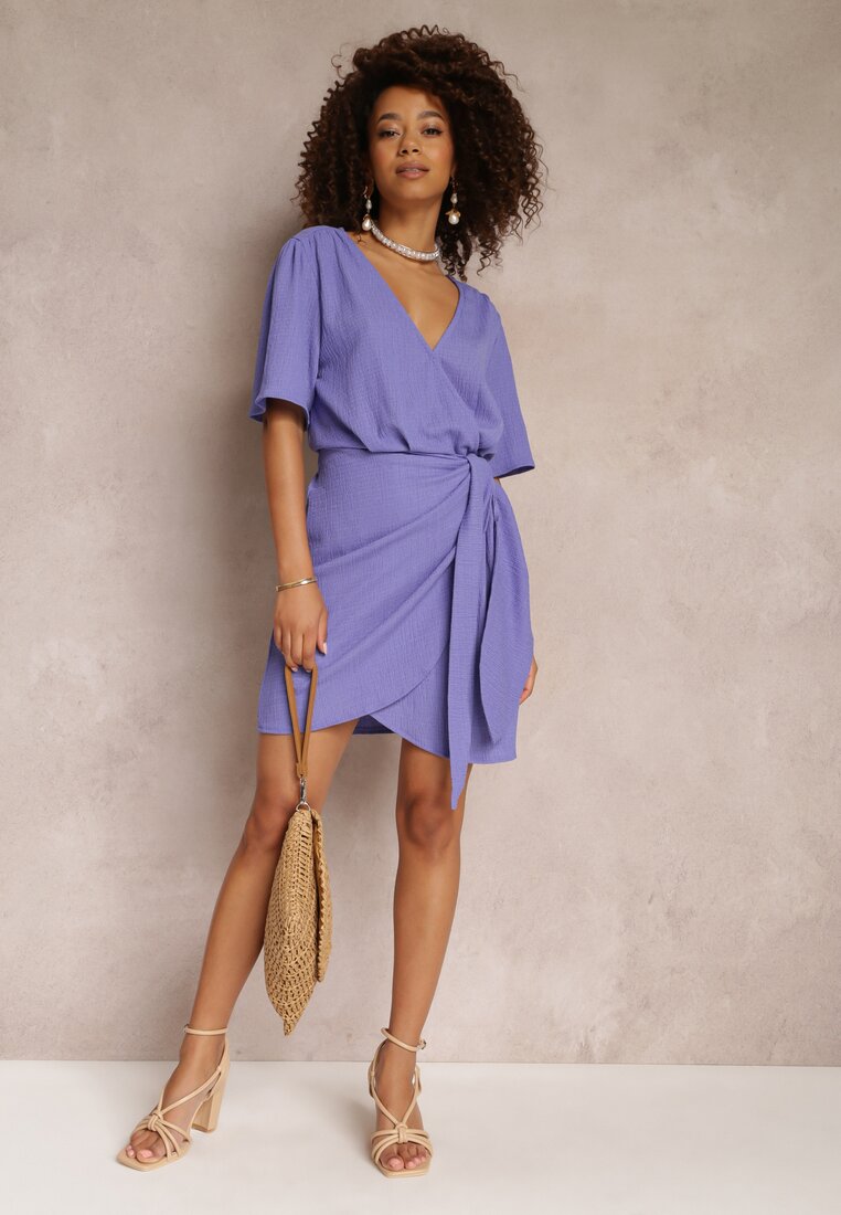Fioletowa Sukienka Kopertowa z Wiązaniem Fadumo
