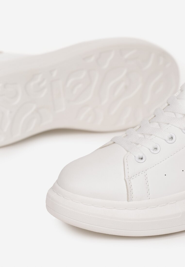 Biało Szampańskie Sneakersy na Platformie z Ozdobnym Zapiętkiem Davilana