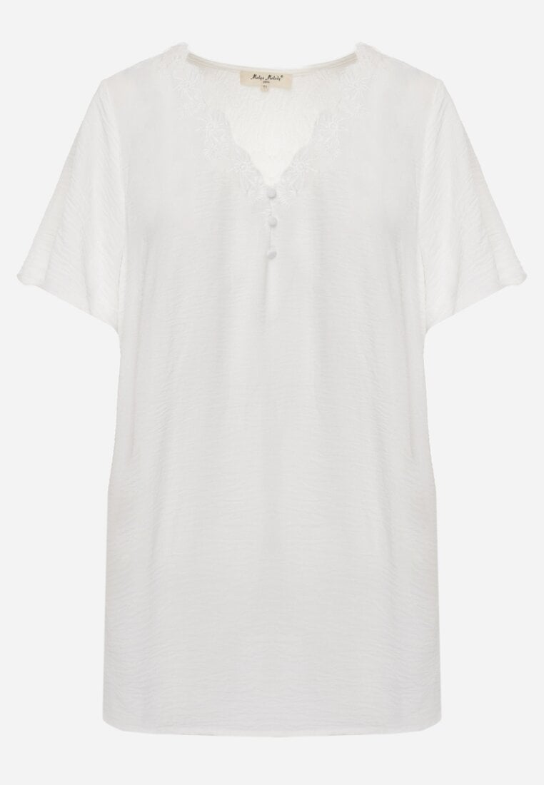 Bluză albă cu decolteu brodat și mâneci scurte Junelia