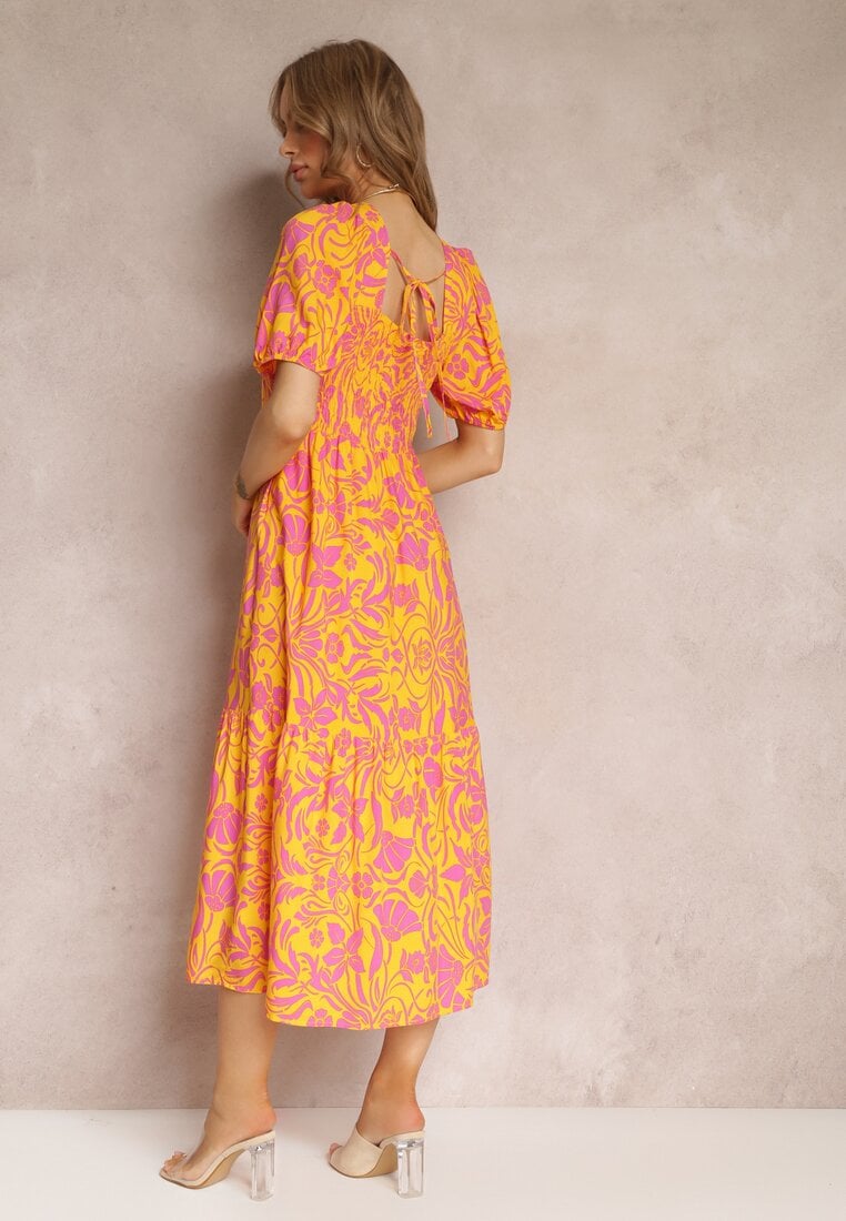 Żółto-Różowa Taliowana Sukienka Midi z Wiskozy w Kwiaty Alexanita