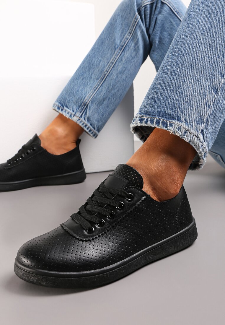 Pantofi sport negri cu șiret și perforații decorative Gemmania