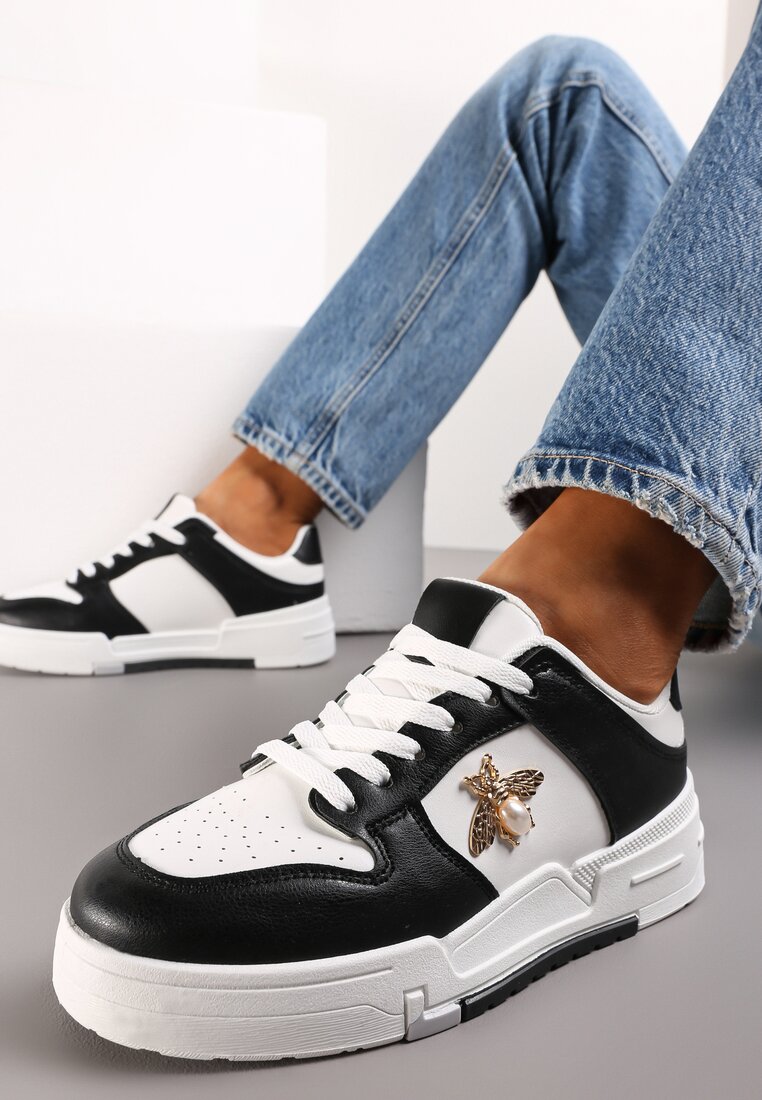 Sneakers Negri cu Brosă cu Perlă în Formă de Insectă Zuriana
