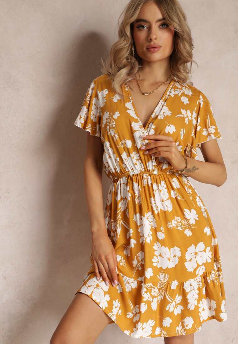 Rochie galbenă mini din viscoză cu flori și decolteu în V Irimette