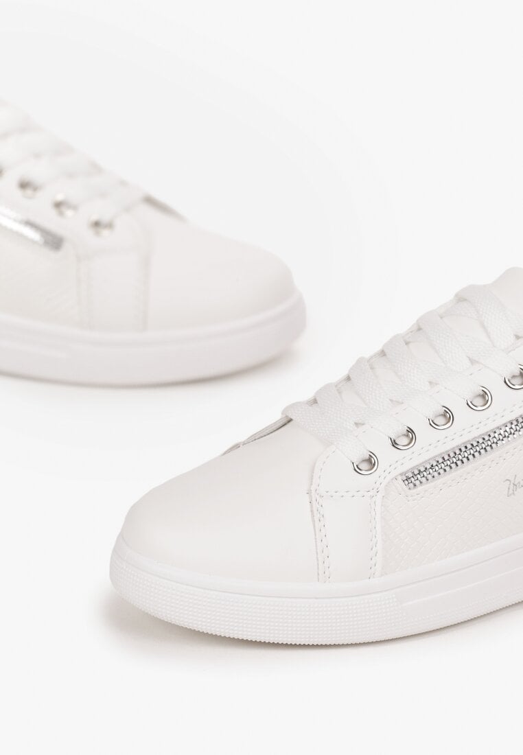 Biało-Srebrne Sneakersy przed Kostkę ze Zdobieniem Skóry Węża Avuneme