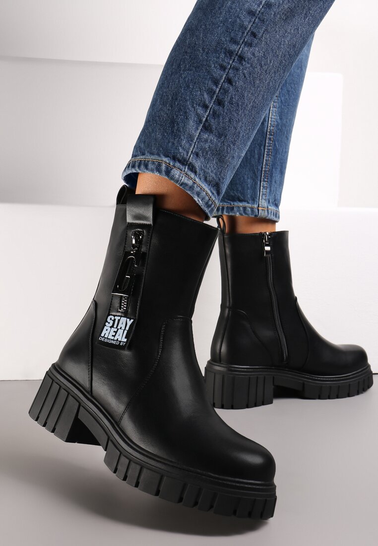 Botine Negre Plate cu Talpă Groasă cu Inscripție Decorativă și Fermoar Sabeeha