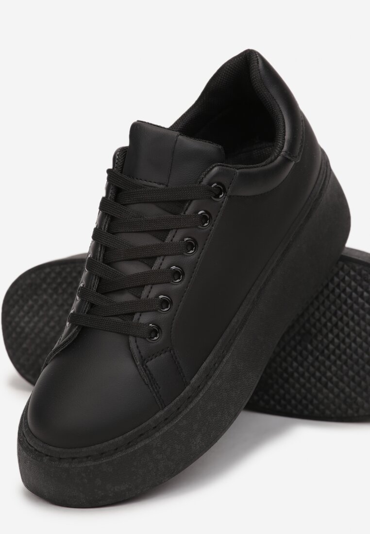 Czarne Sneakersy na Modnej Platformie Broida