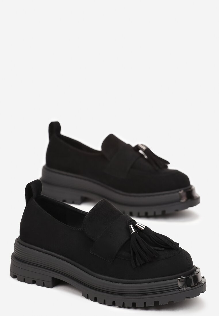 Czarne Mokasyny na Platformie Ozdobione Chwostami Abelit