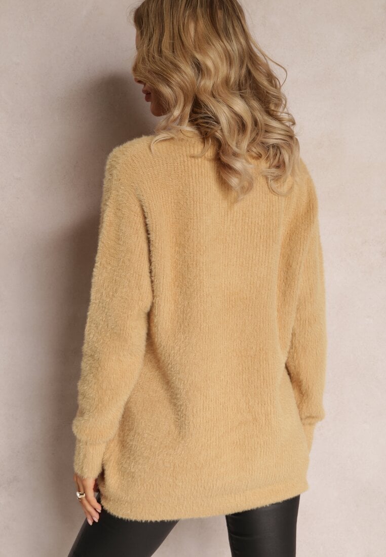 Jasnobrązowy Puchaty Sweter Oversize z Długim Rękawem Massana
