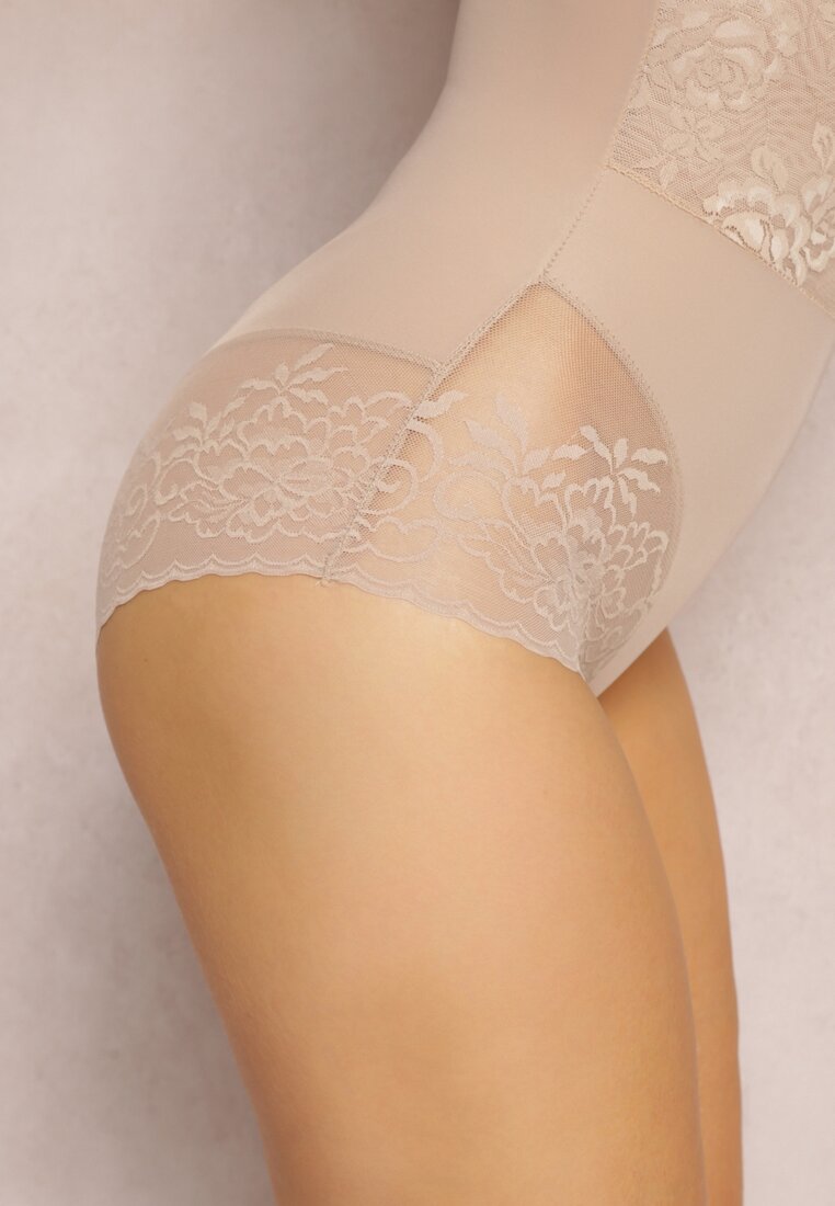 Ciemnobeżowe Modelujące Majtki High Waist Ozdobione Koronką Nelare