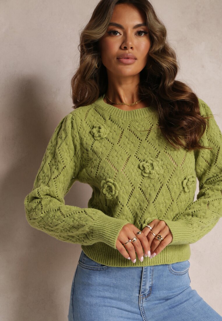 Zielony Sweter o Klasycznym Fasonie Ozdobiony Kwiatami 3D z Tkaniny Loraxis
