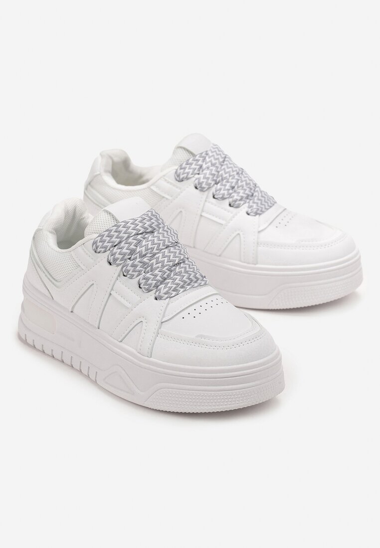 Białe Sneakersy przed Kostkę na Platformie Inovel