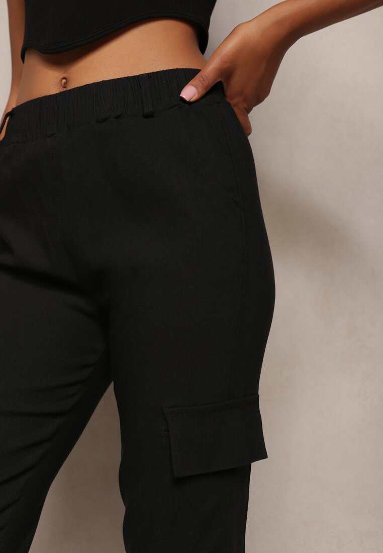 Pantaloni negri din bumbac cu elastic în talie Elan