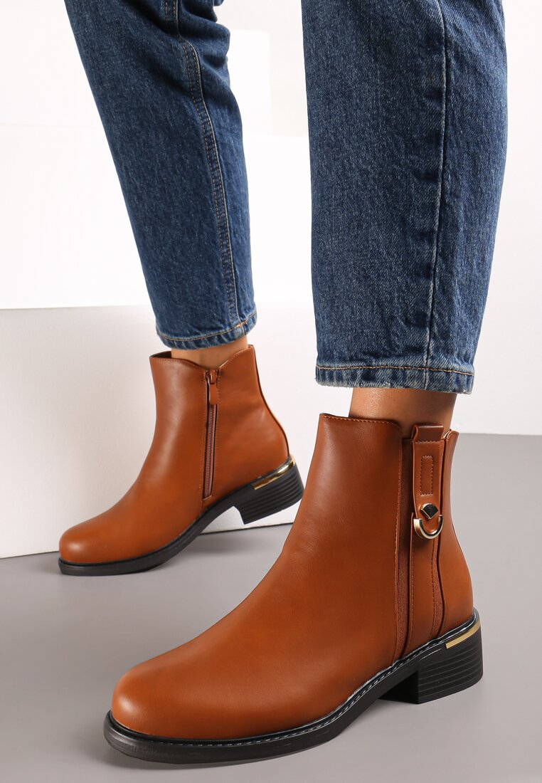 Botine Chelsea maro cu cataramă decorativă Neapole