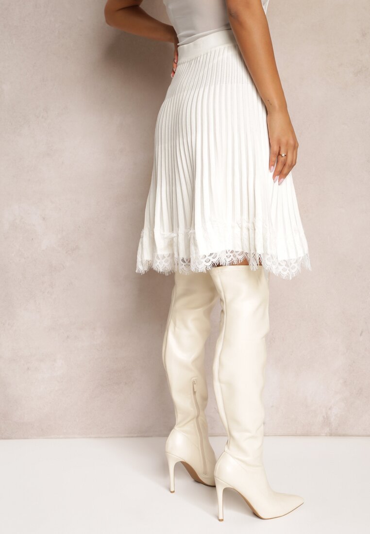 Biała Spódnica Mini Rozkloszowana z Gumką w Talii Saniurio