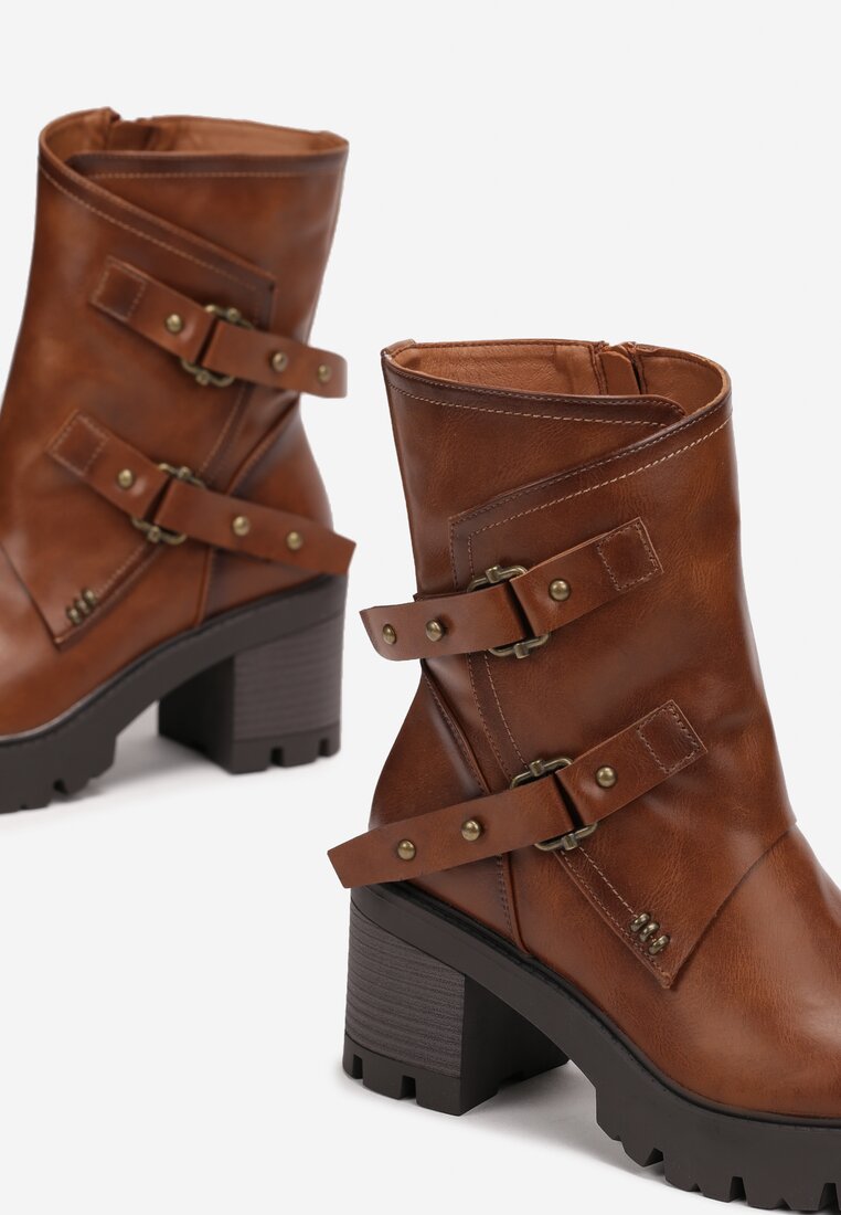 Botine maro cu platformă și barete decorative Saphira