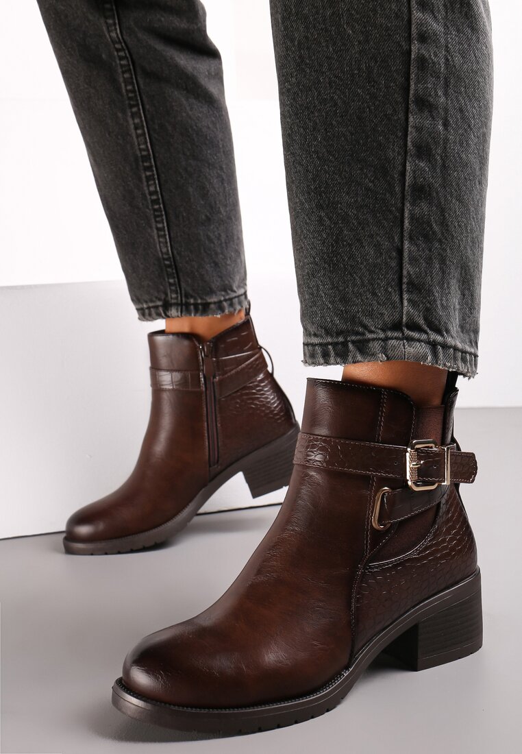 Botine Maro cu Imitatie de Piele de Sarpe pe Toc Mic Carab