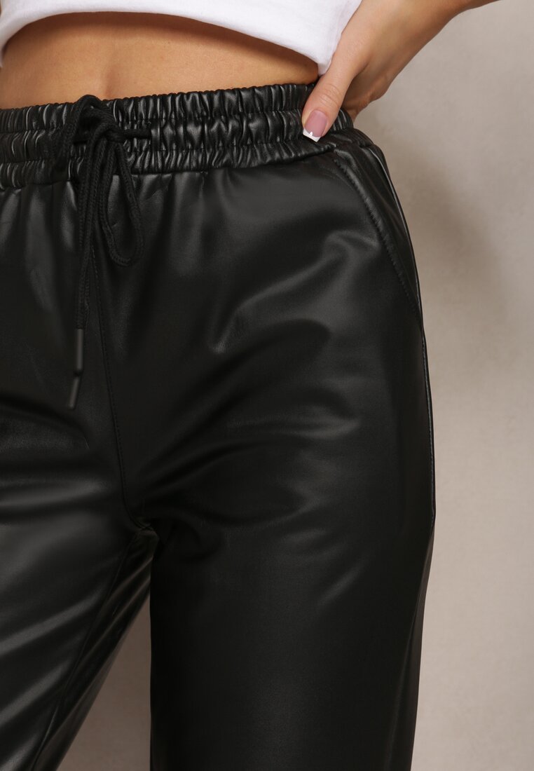 Czarne Spodnie z Imitacji Skóry Ocieplone z Gumką w Pasie Bramia