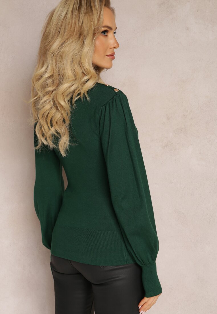 Pulover Verde Închis cu Guler Înalt și Nasturi Decorativi pe Umeri Racelina
