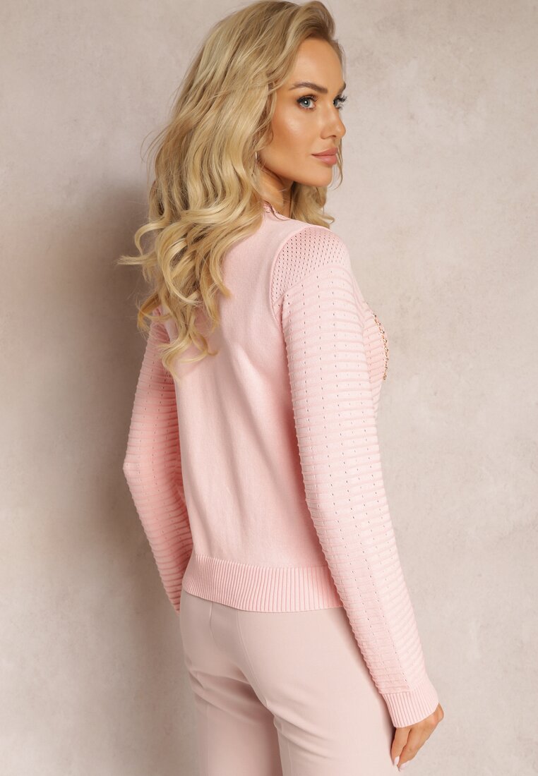 Różowy Prążkowany Sweter z Cienkim Łańcuszkiem Nacorella