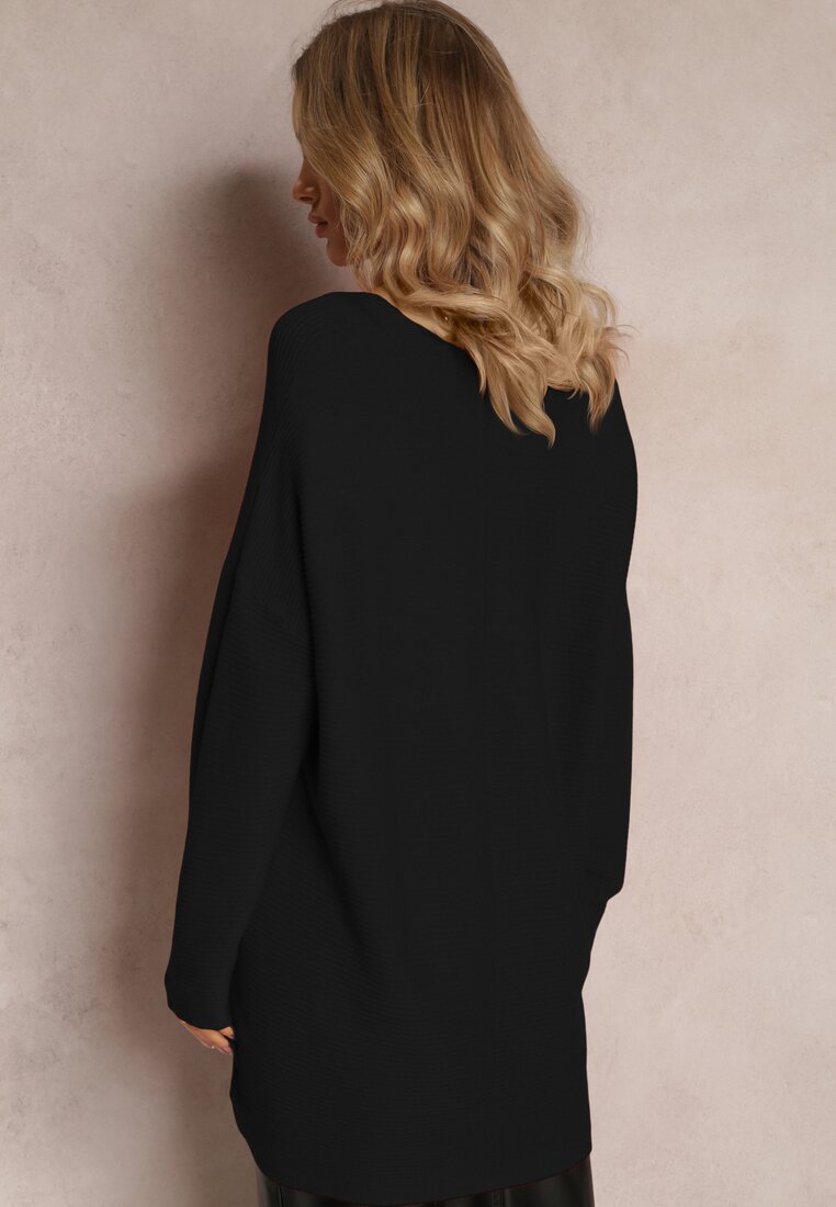 Czarny Luźny Sweter z Trójkątnym Dekoltem i Rękawami w Typie Nietoperz Oklenna