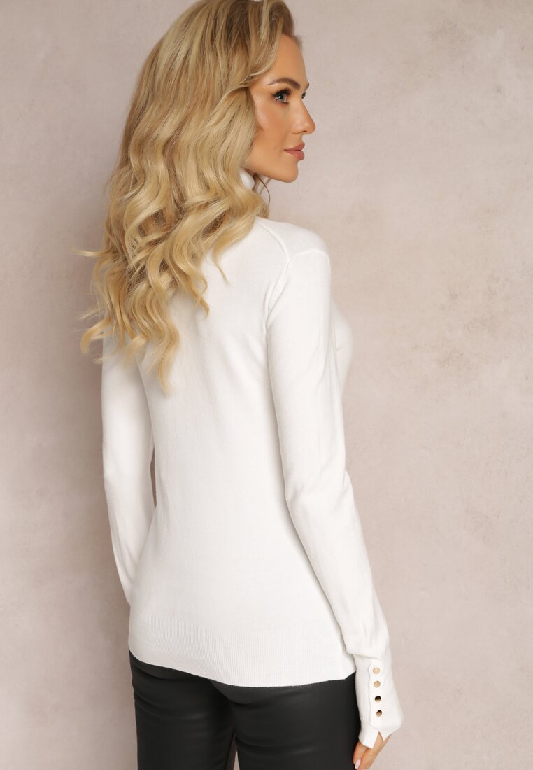 Biały Casualowy Golf o Klasycznym Fasonie Tatona