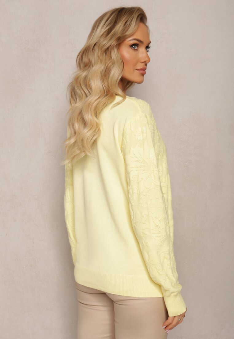 Żółty Sweter w Tłoczony Ornamentalny Wzór Neston