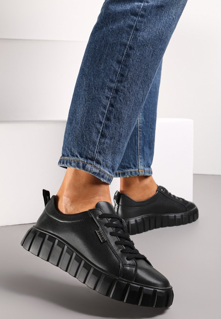 Czarne Sneakersy ze Skóry Naturalnej na Tłoczonej Platformie Pelinea