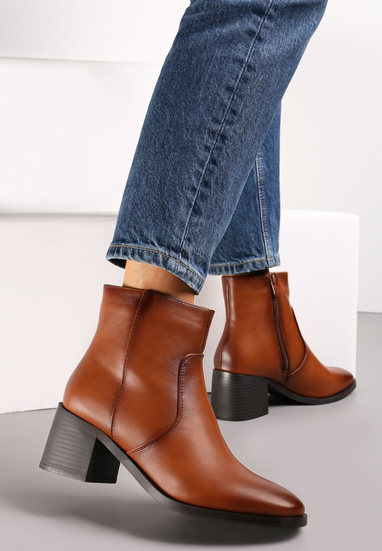 Botine maro clasice cu toc Ominorda