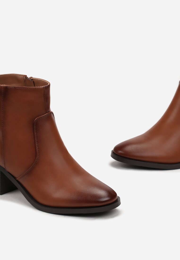 Botine maro clasice cu toc Ominorda