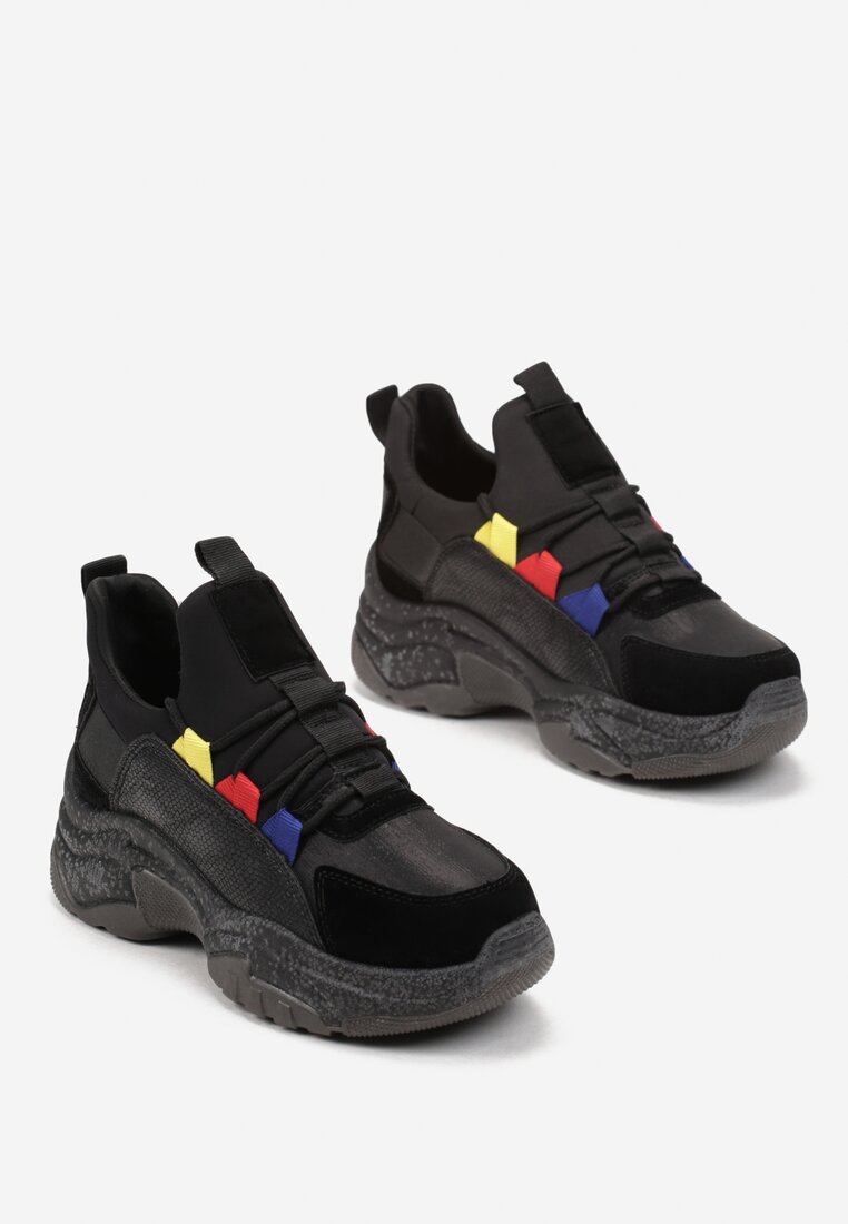 Czarne Sneakersy z Grubą Podeszwą z Kolorowym Sznurowaniem Soloi