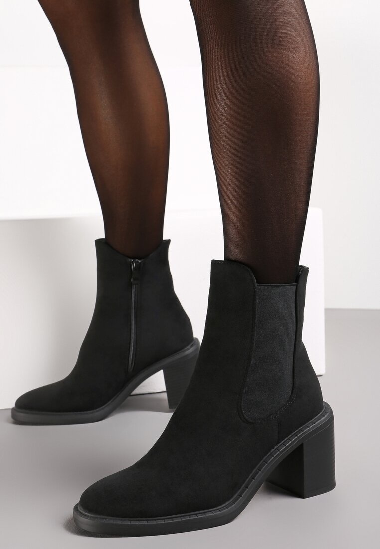Czarne Botki na Obcasie z Imitacji Zamszu ze Wstawką z Elastycznego Materiału Marissane