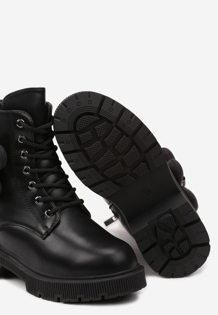 Czarne Płaskie Botki w Stylu Workerów Ozdobione Misiem i Kwiatkiem Melanora