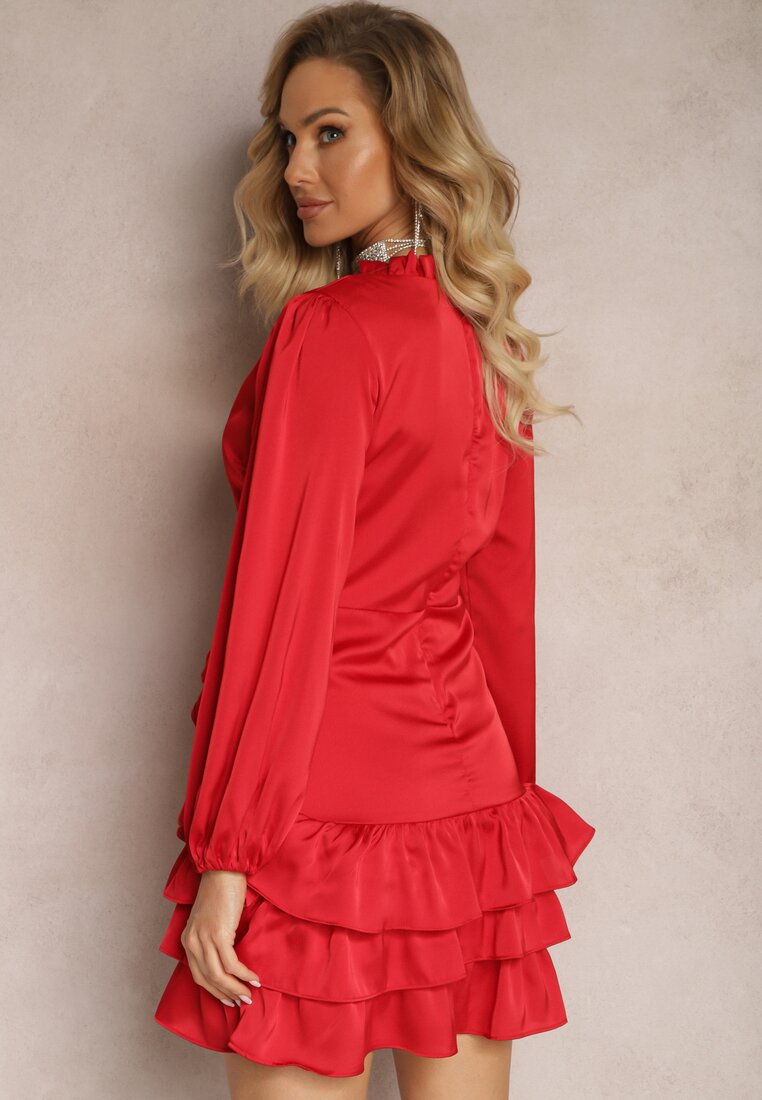 Czerwona Sukienka Mini z Kopertowym Dekoltem i Falbankami Onnas
